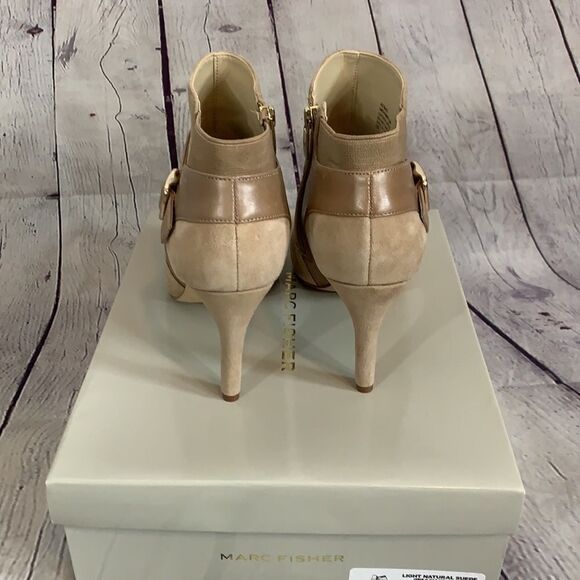 Marc Fisher Shimmee Size 8M Natural Suede - Picture 3 of 10